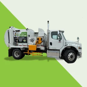 New Way Wolverine Refuse Truck